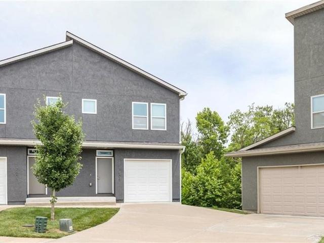Townhouse for sale in Kansas City, Missouri