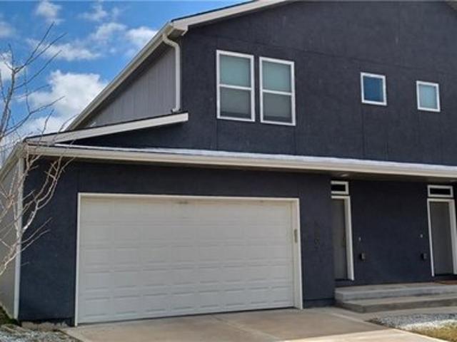 Townhouse for sale in Kansas City, Missouri