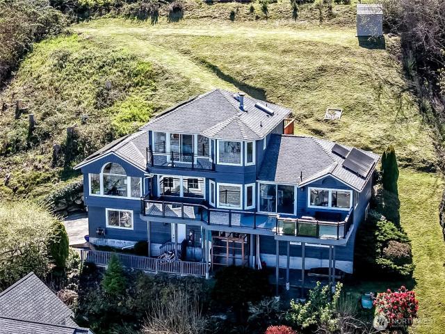 House for sale in Hansville, Washington