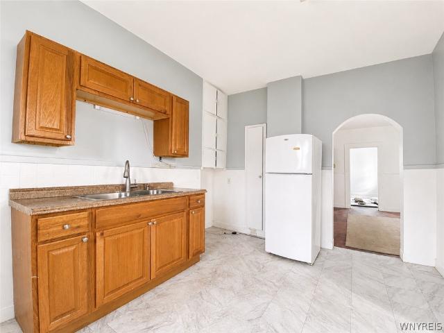 House for sale in Niagara, New York