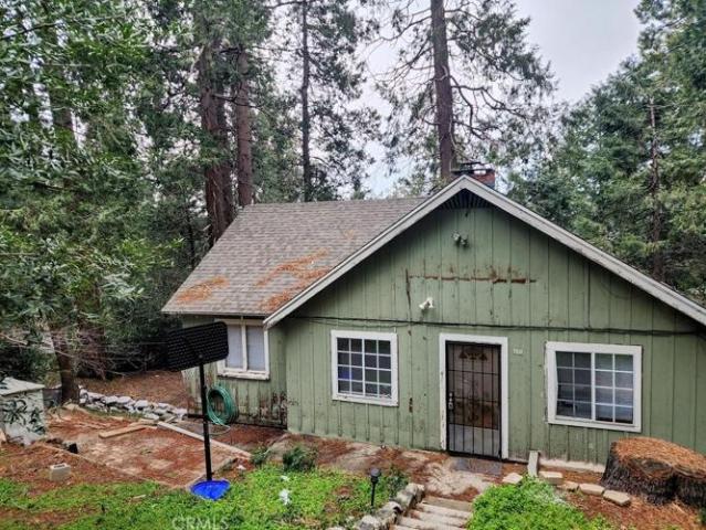 House for sale in Cedarpines Park, California