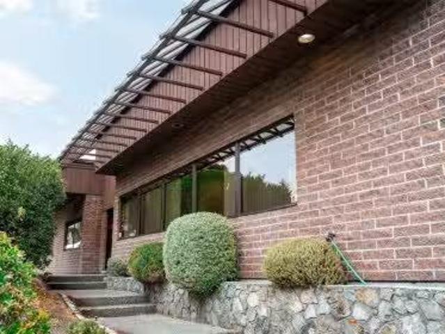 House for rent in Saanich, British Columbia