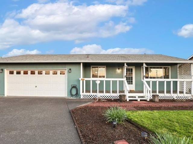 House for sale in Oregonia