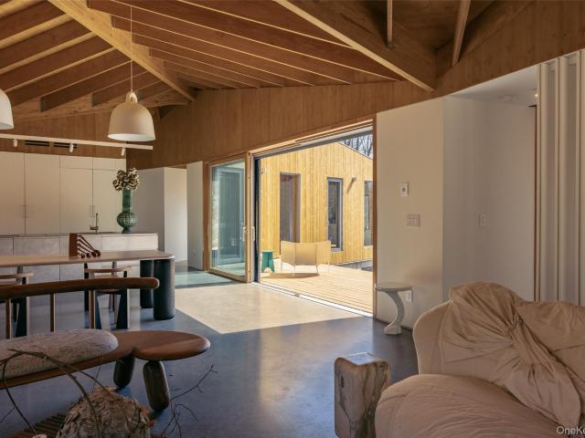House for sale in Bearsville, New York