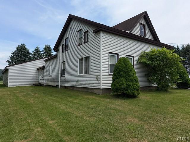 House for sale in Oneida, New York