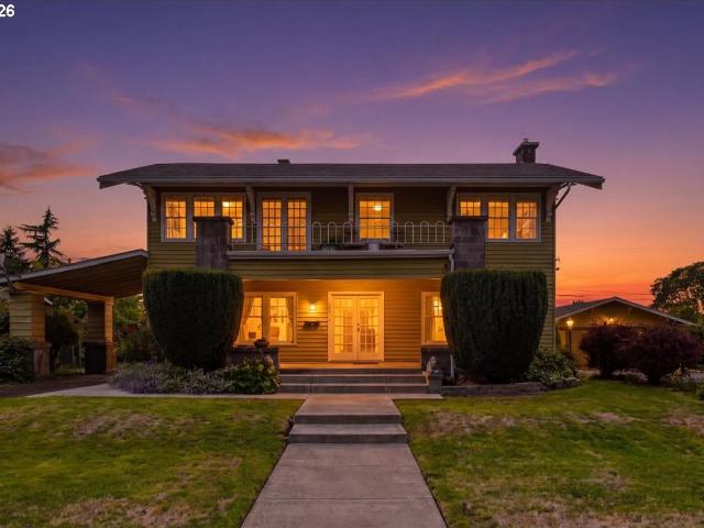 House for sale in Independence, Polk County