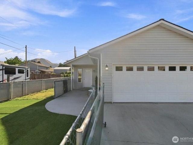 House for sale in Wenatchee, Washington