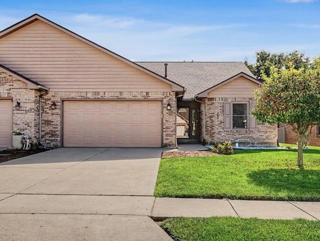 Condo for sale in Vandalia, Montgomery County