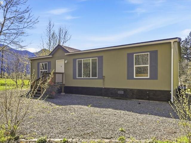 House for sale in Oregonia