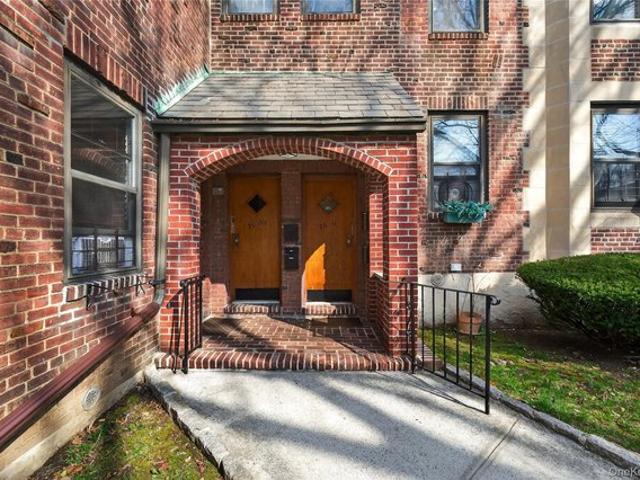 Condo for sale in Queens, Arverne