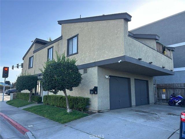 House for sale in Huntington Beach, California