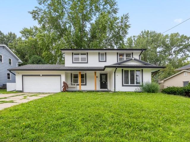 House for sale in Urbandale, Iowa