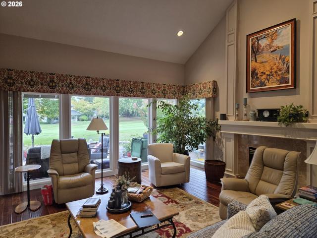 House for sale in Charbonneau, Wilsonville