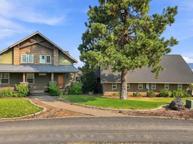 House for sale in Valleyford, Washington