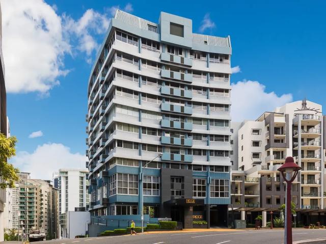 Granny Flat for rent in Spring Hill, Greater Brisbane