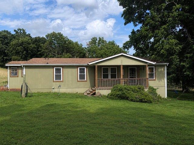 House for sale in Ash Grove, Missouri