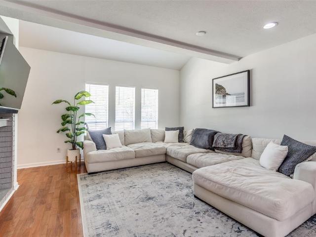Townhouse for sale in Dallas, Dallas County