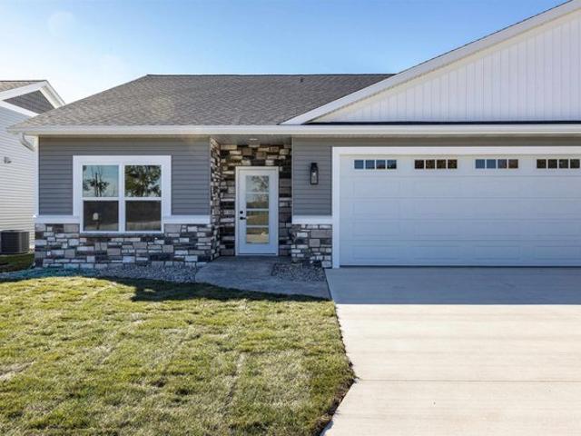 Condo for sale in Midland, Midland County