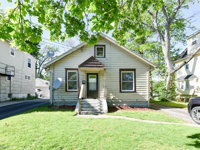 House for sale in Summit, Ohio