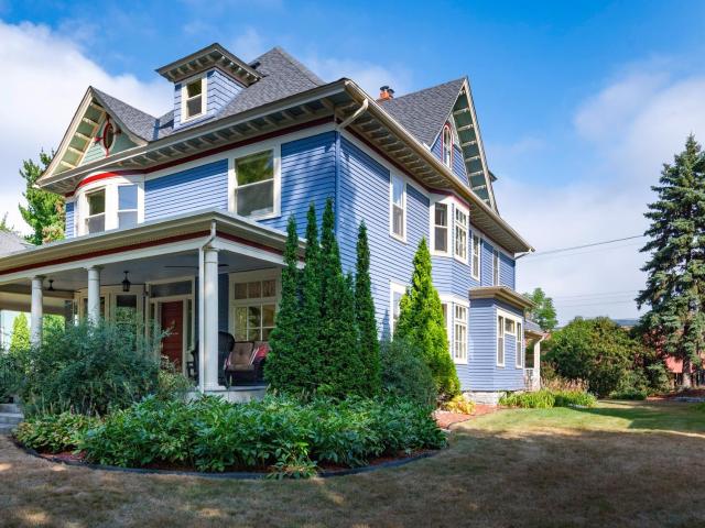 House for sale in Summit Hill, Saint Paul