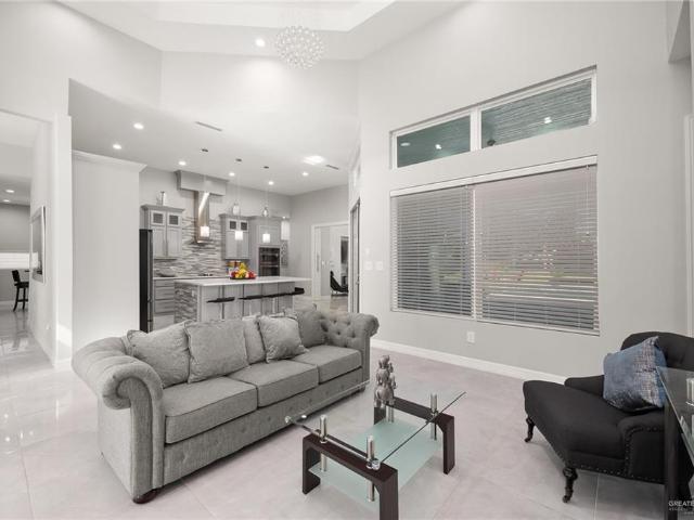 House for sale in La Feria