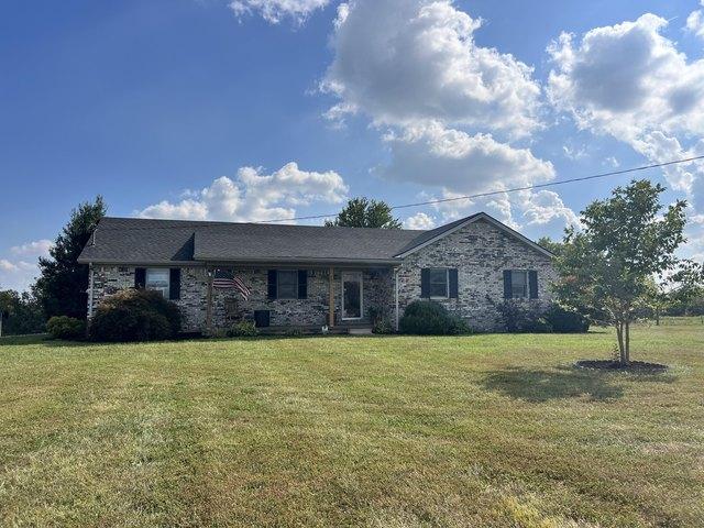 House for sale in Springfield, Kentucky