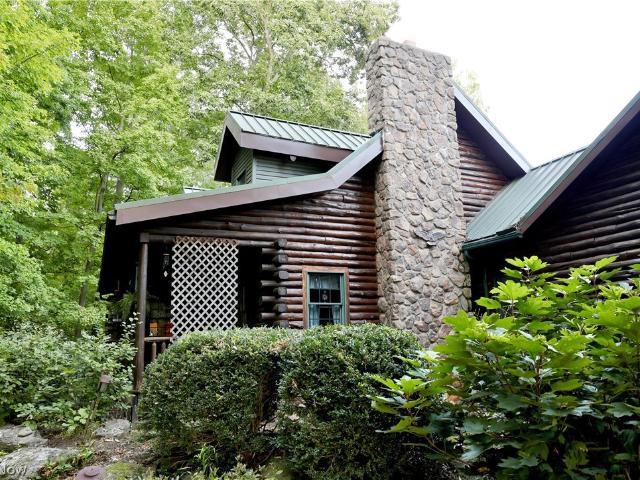 House for sale in Millersburg, Holmes County