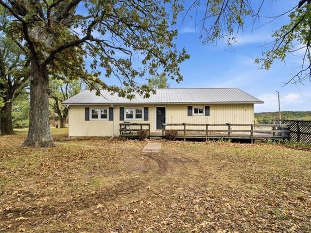 House for sale in Mountain Grove, Wright County