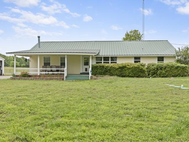 Farm for sale in Big Sandy, Texas