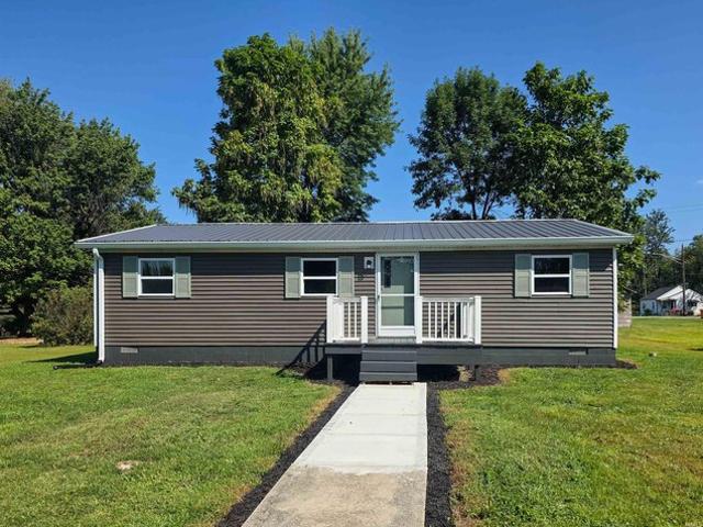 House for sale in Dugger, Indiana