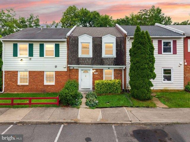 Townhouse for sale in Virginia