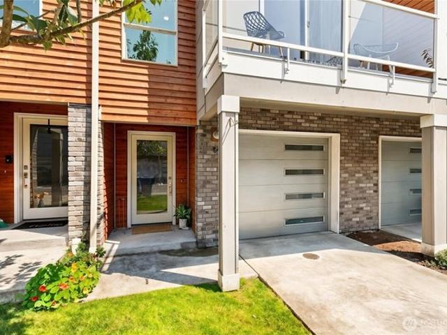 Townhouse for sale in Edmonds, Washington