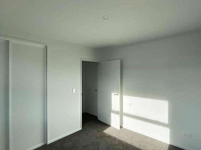 Townhouse for rent in Linwood, Linwood-Central-Heathcote Community