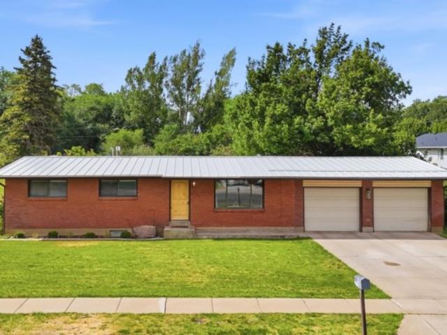 House for sale in Cache, Utah