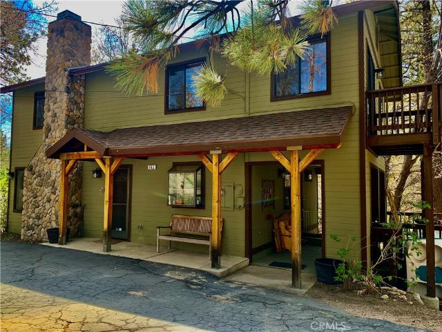 House for sale in Green Valley Lake