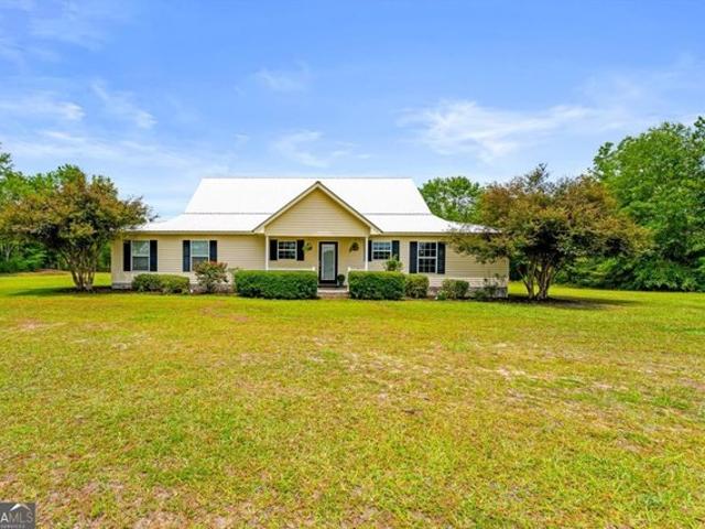 House for sale in Adrian, Georgia