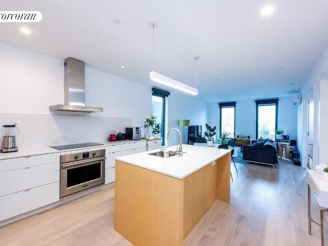 Condo for sale in Arverne, New York