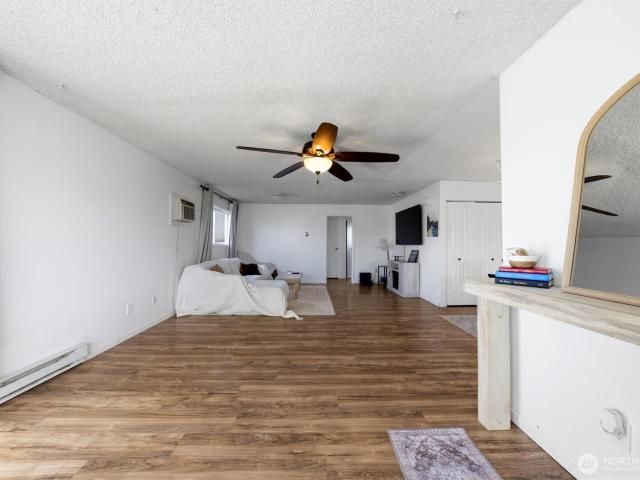 House for sale in Connell, Franklin County