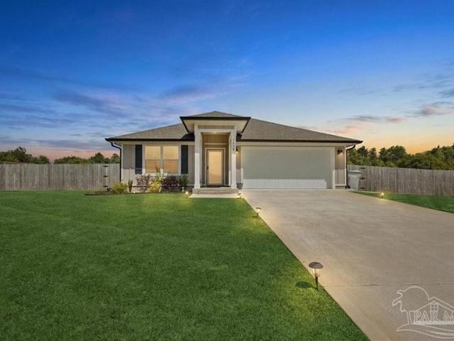 House for sale in Pace, Florida