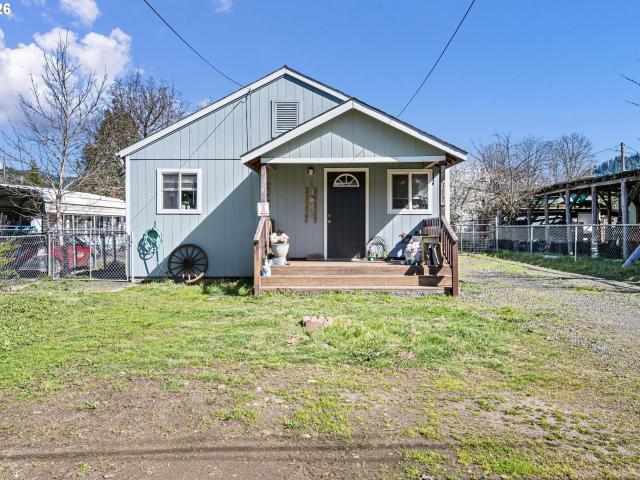 House for sale in Oregonia