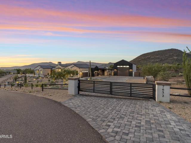 House for sale in Cave Creek, Maricopa County