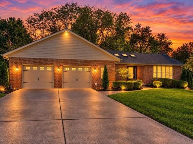 House for sale in Canal Winchester, Franklin County