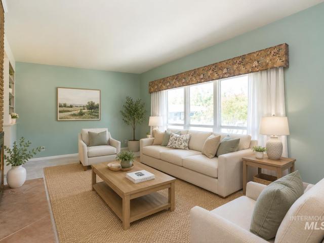 House for sale in West Bench Neighborhood Association, Boise