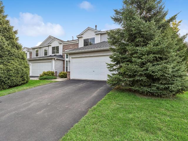 Townhouse for sale in Chanhassen, Minnesota