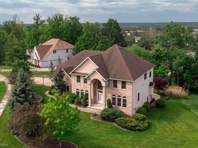 House for sale in Hinckley, Ohio
