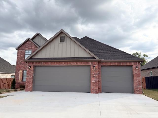 House for sale in Springdale, Washington County