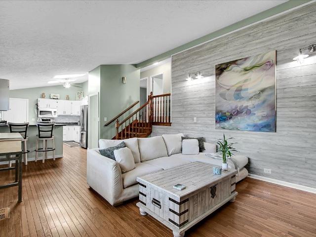 House for sale in Woodridge, Illinois