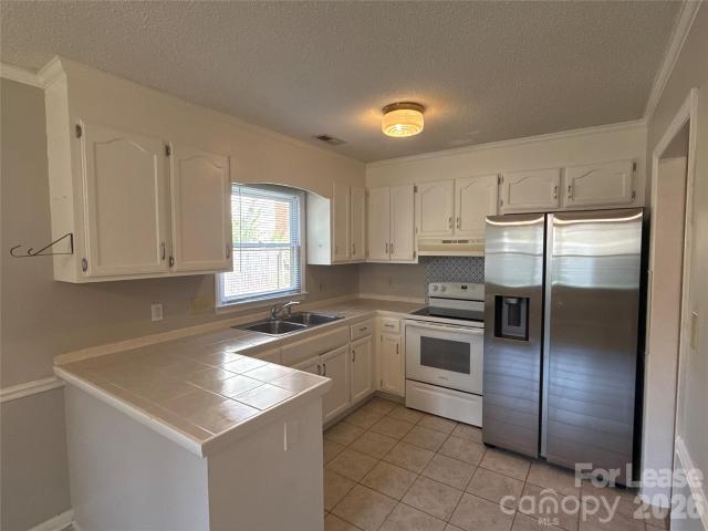 Property for rent in Mecklenburg, North Carolina
