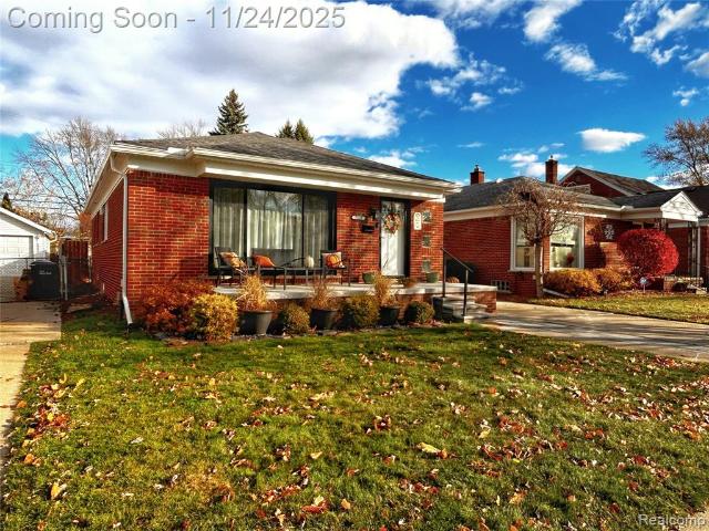 House for sale in Allen Park, Michigan