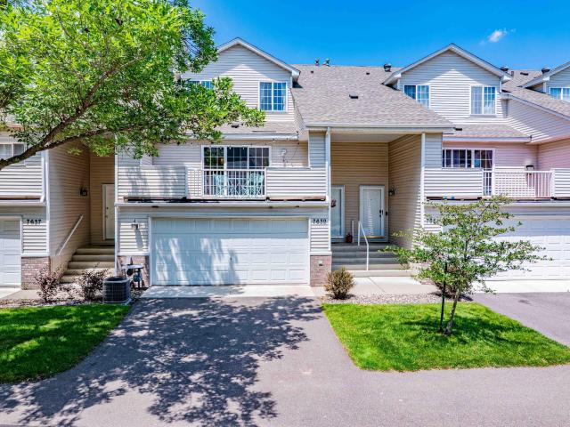 Townhouse for sale in Chanhassen